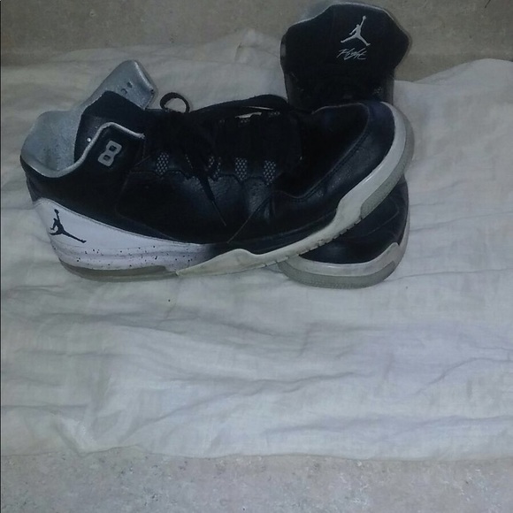 10.5 Jordan Flight Sneakers - Picture 3 of 4